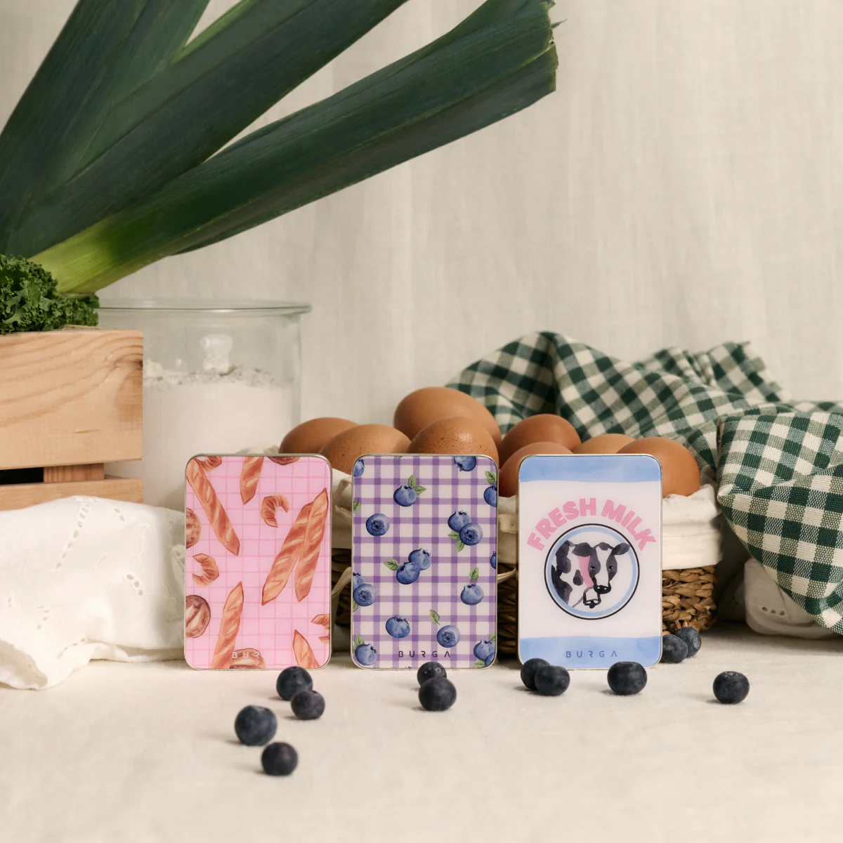 Blueberry Muffin - Magnetic Power Bank - Image 94