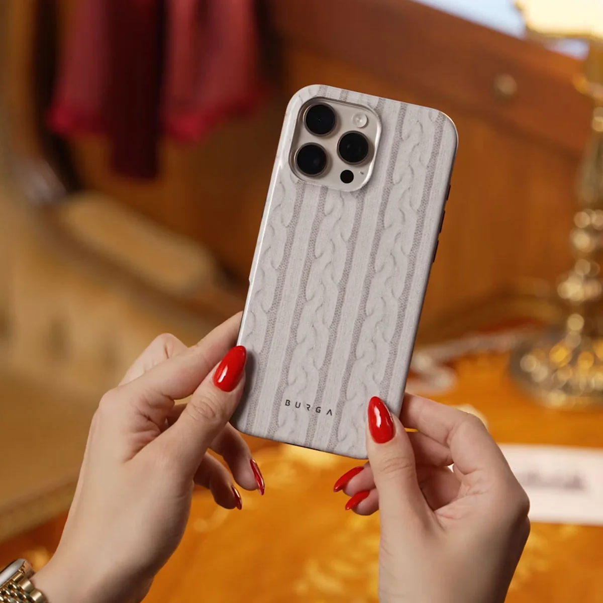 Polar - iPhone 17e Case - Image 5