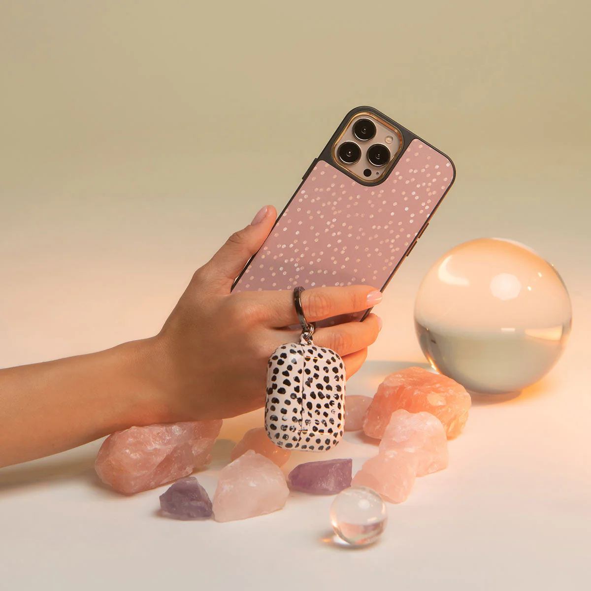 Hot Cocoa - Spotted Samsung Galaxy S26 Case - Image 46