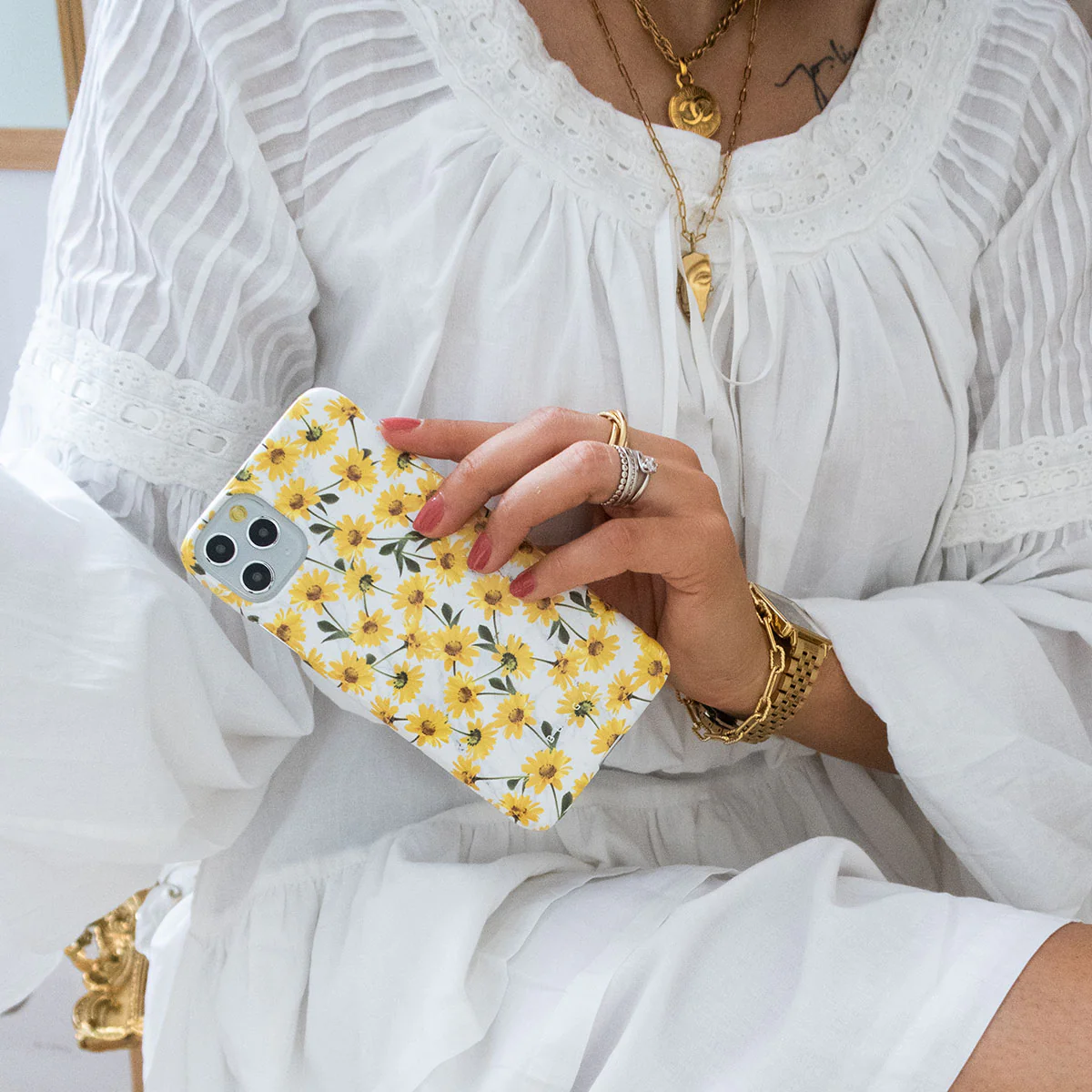 Summer Scent - Yellow Flower Samsung Galaxy S25 FE Case - Image 10